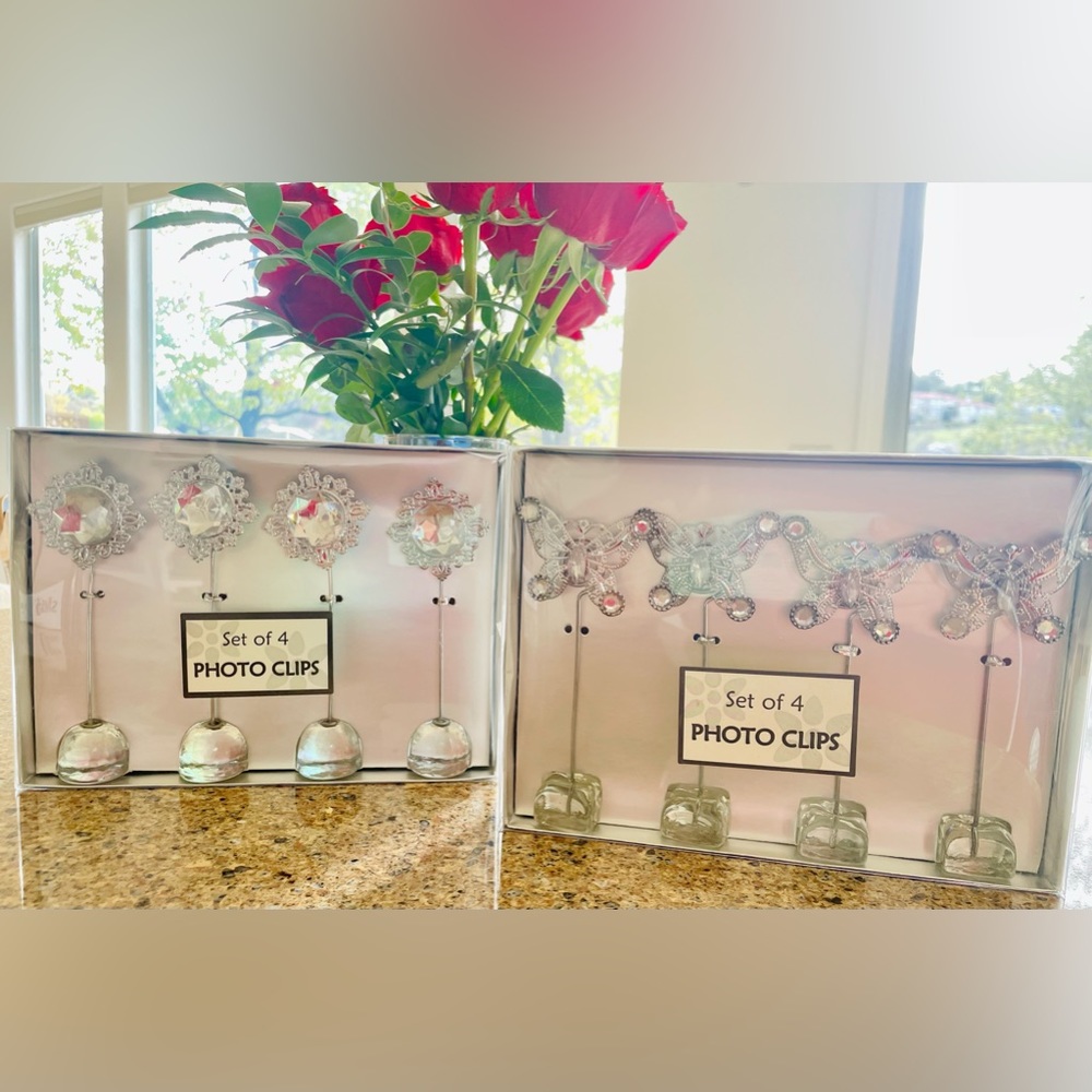 New Photo/Menue/Mesage Clips. Two boxes, one box is set of 4.